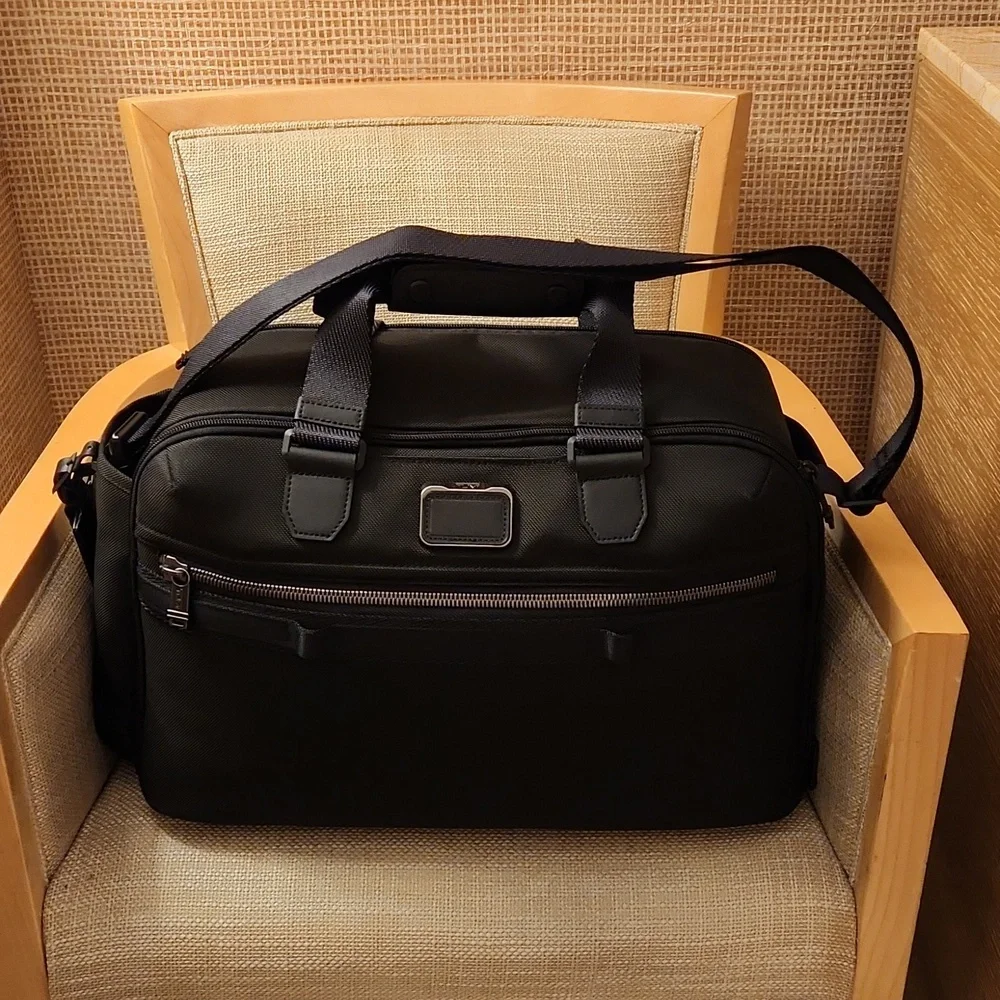 Tumi Bag (Unisex) - Picture 1 of 6